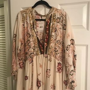 Free people Flowy dress w ivory slip